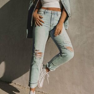 Vici Kancan Monroe High Rise Rigid Distressed Jean NEW